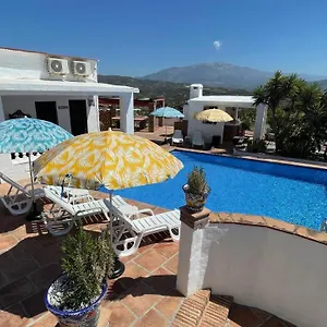 Casa Bambu-apartresort Guest house